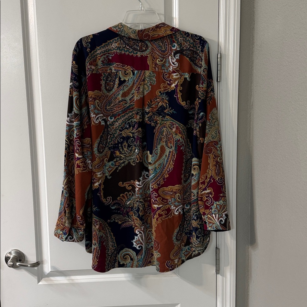 Chicos Reversible Navy Blue Patterned Women's Top - image 4